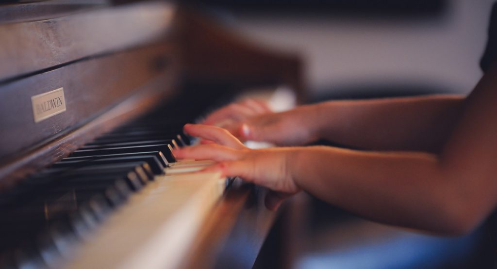 Sheffield piano lesson for children